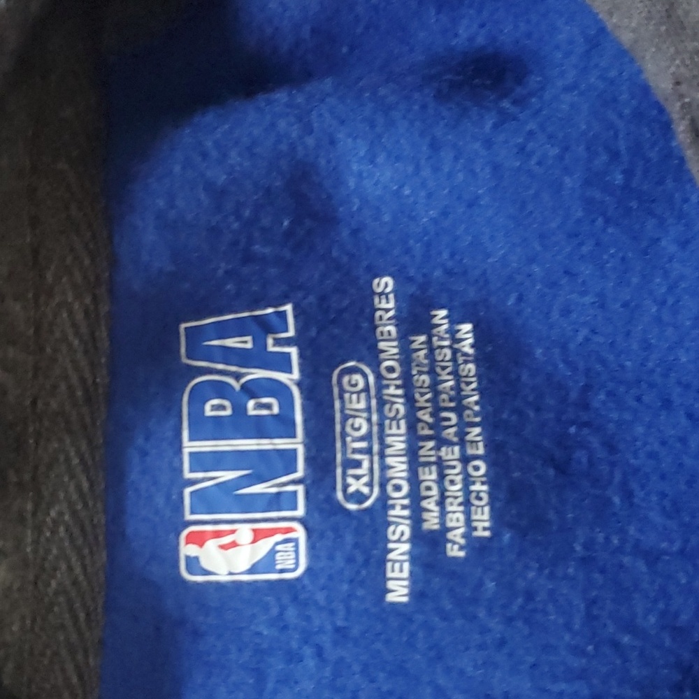 76 Sixer's Basketball Pullover Hoodie - Picture 4 of 4